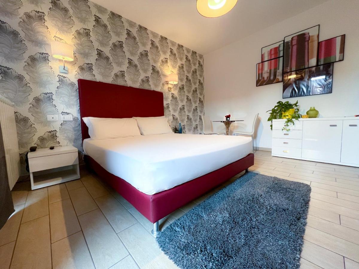 Hotel Rossovino Como Luaran gambar